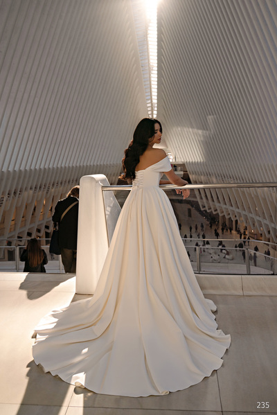 Brautkleid Ema Bride 235