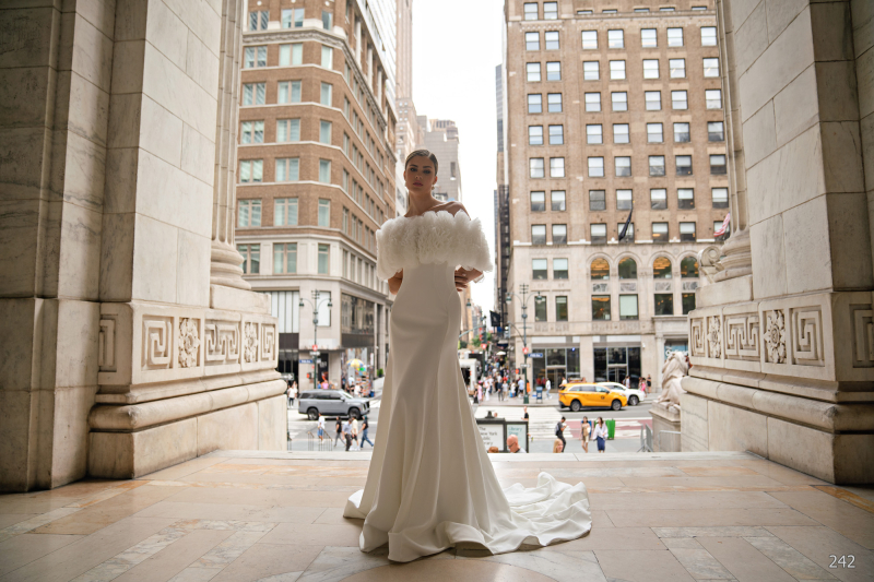 Свадебное платье Ema Bride 242