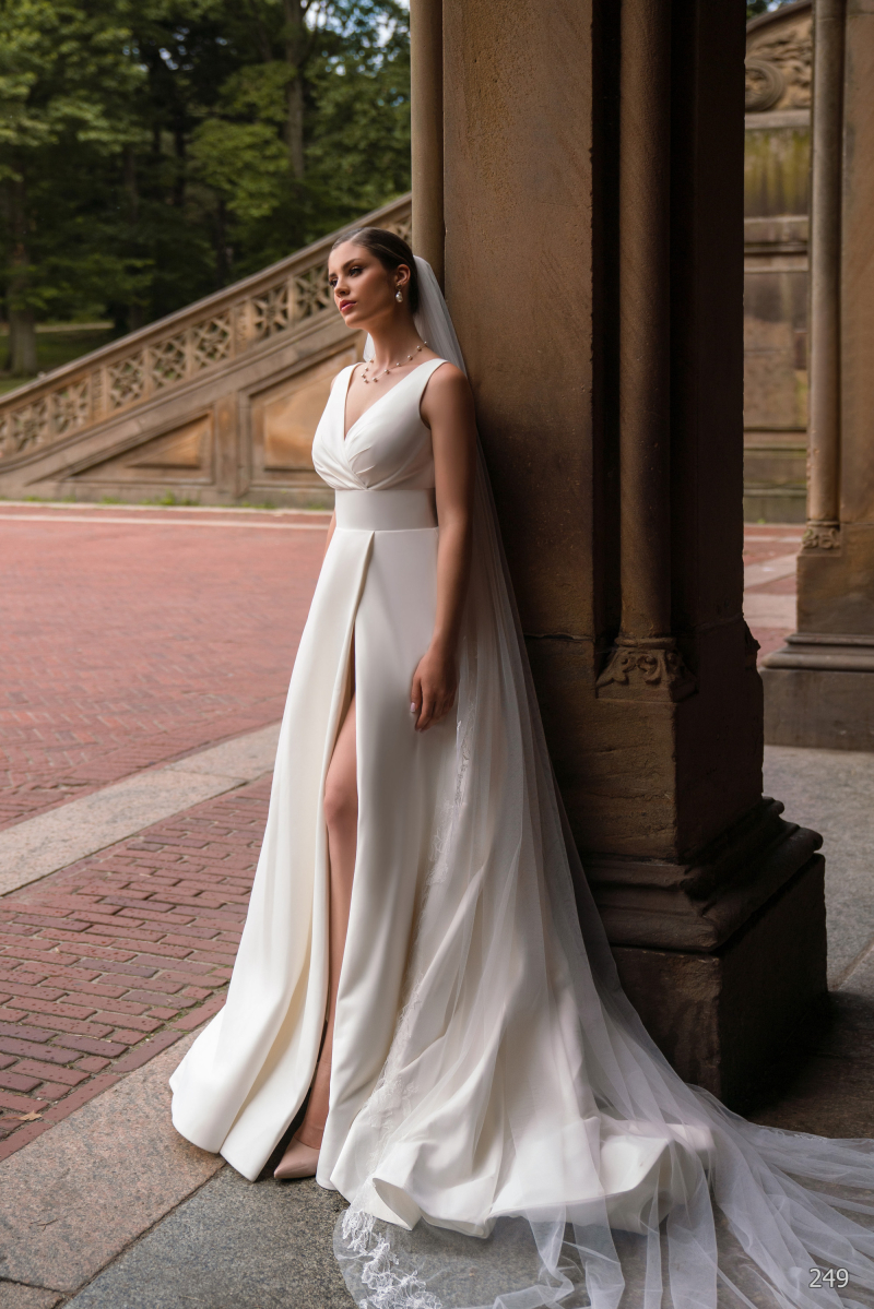 Свадебное платье Ema Bride 249