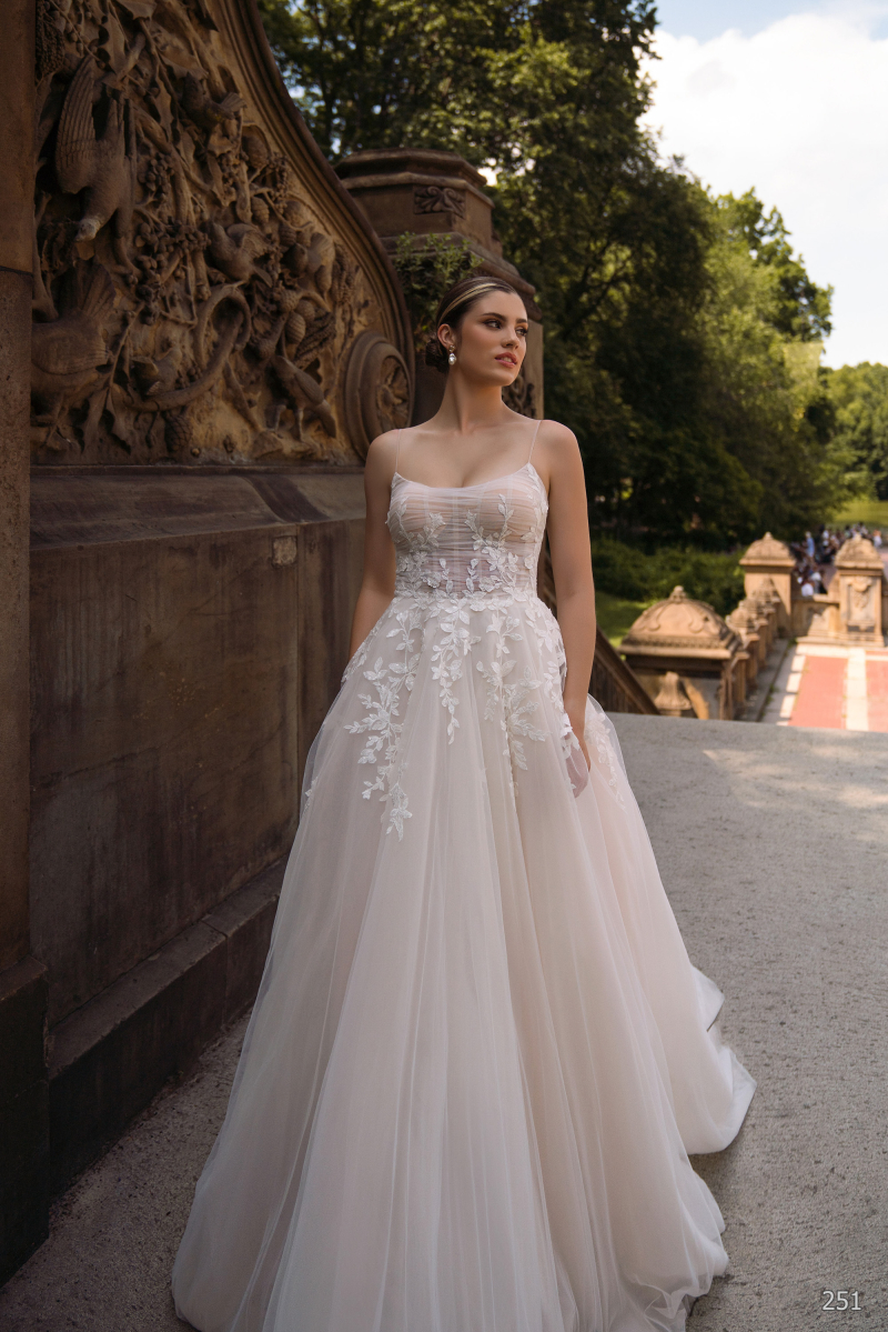 Свадебное платье Ema Bride 251