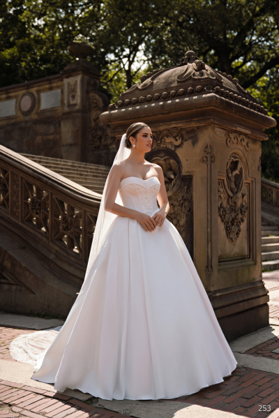 Abito da sposa Ema Bride 253