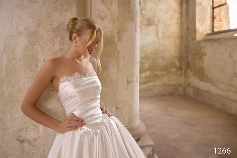 Свадебное платье Vissaria 1266