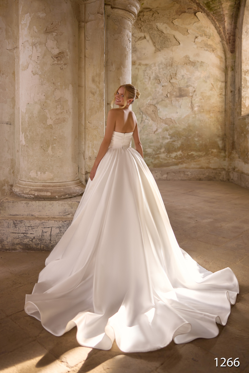 Свадебное платье Vissaria 1266