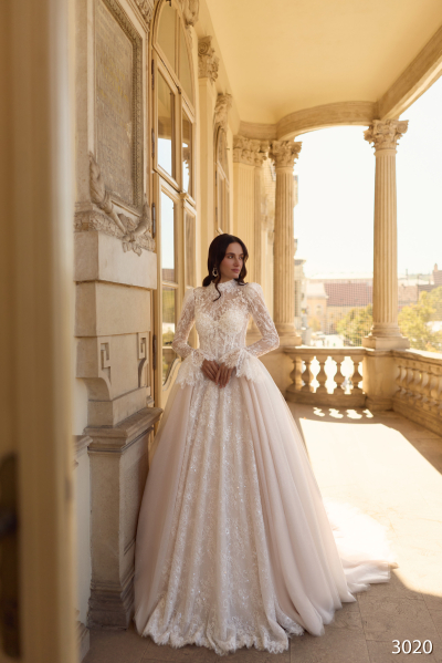 Suknia ślubna Licor 3020